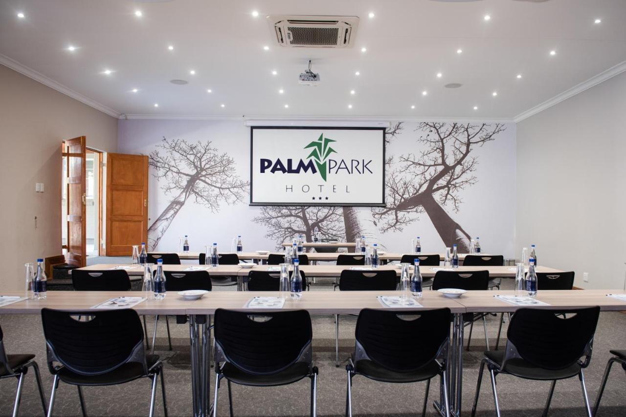 Palm Park Hotel Lephalale Extérieur photo